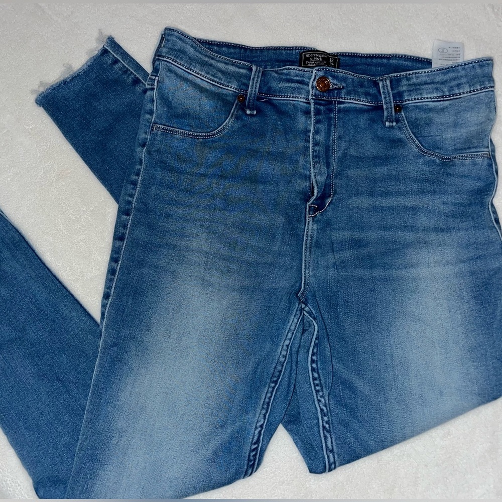 Abercrombie & Fitch blue Jean pants - 32/14R high rise